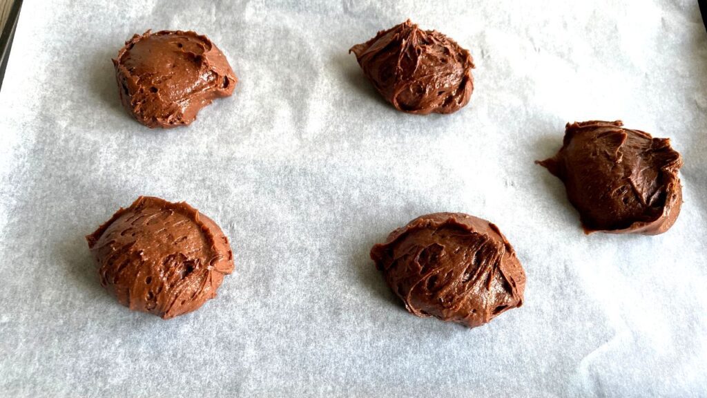 Fudgy brownie cookies 8