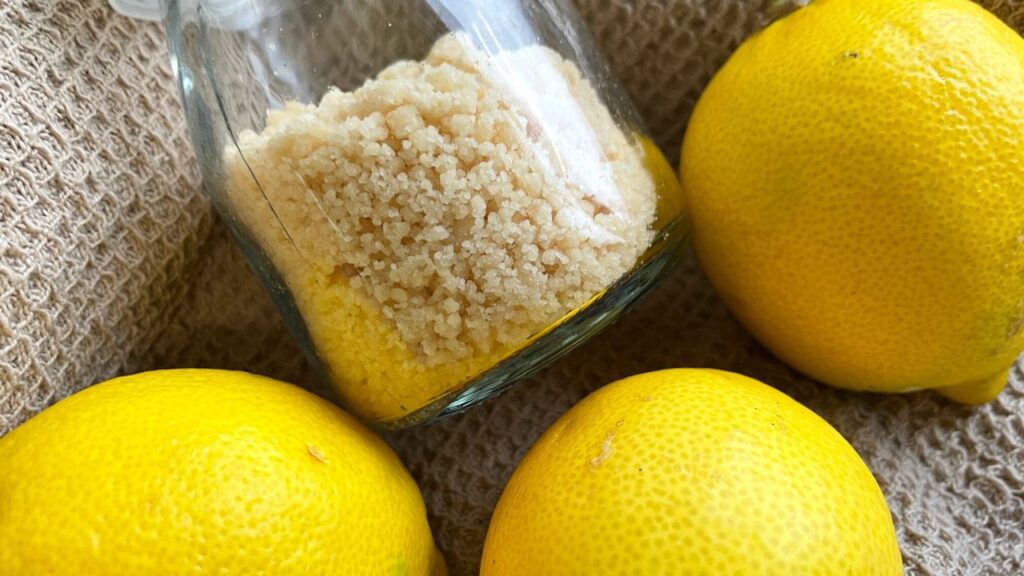 Lemon salt