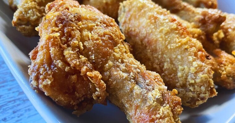 Crispy air fryer chicken wings served in a bowl