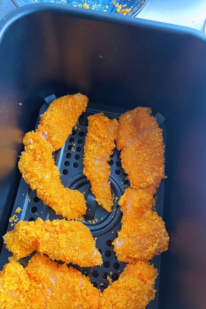 Steps for making chicken tenders in the air fryer