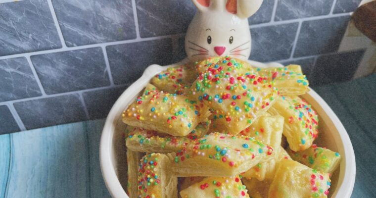 Puff Pastry Snacks With Lemon Cream Cheese Sprinkles