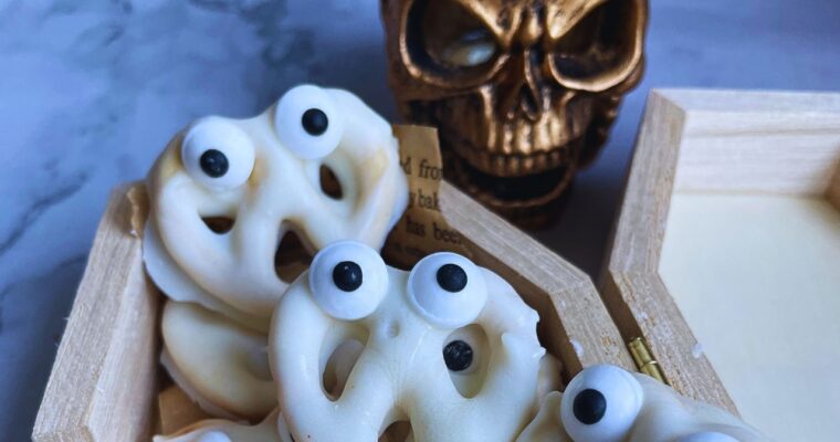 Halloween Monster Pretzels