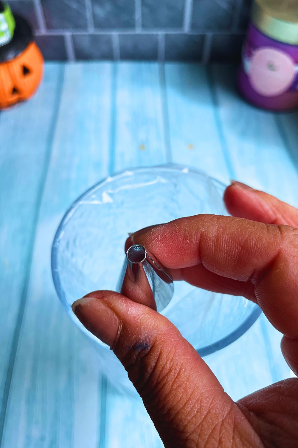 Round nozzle  for making Halloween Mummy Biscuits