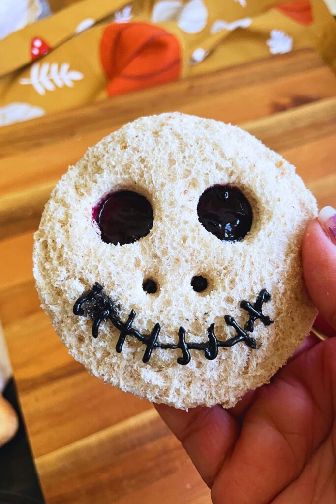 Spooky Halloween Sandwich For Kids Lunchbox