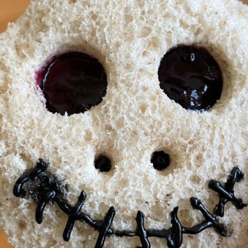 Spooky Halloween Sandwich For Kids Lunchbox