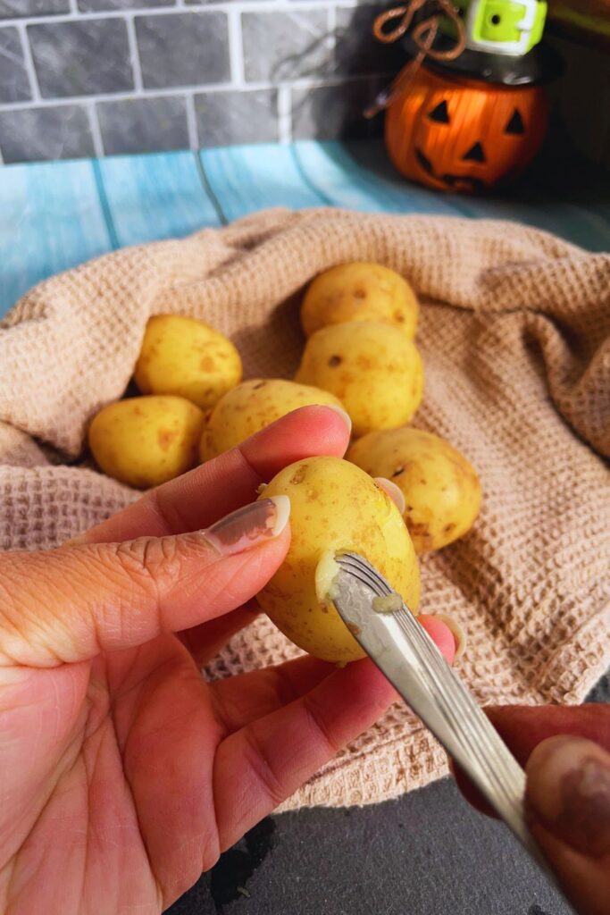 How to make Halloween Shrunken Potato Heads Step 2